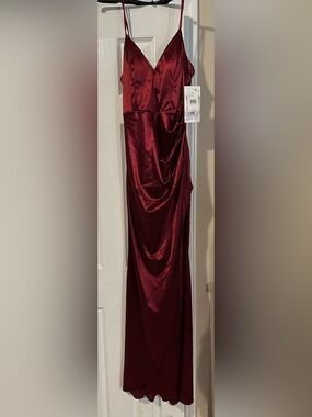 honey and rosie burgundy dress Honey and Rosie Homecoming dress, Worn only once,